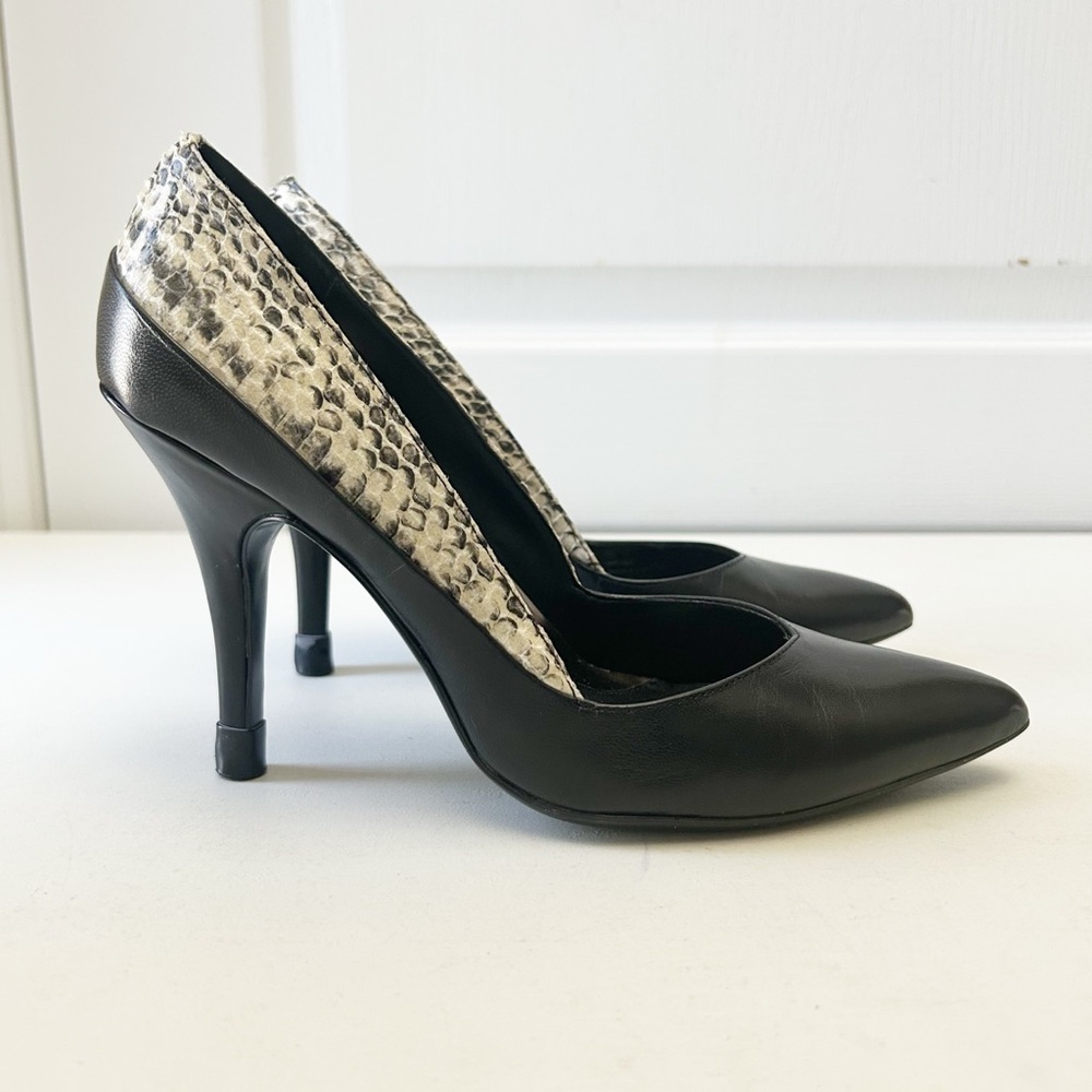 Calvin Klein Black and Snake Print Leather High Heels Pointed Toe Pumps Size 7 - Picture 2 of 15